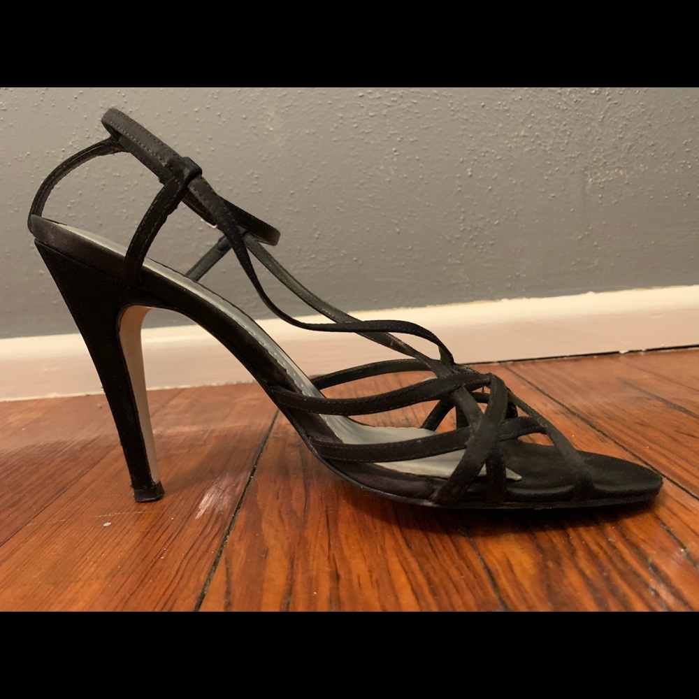 Black heel sandal